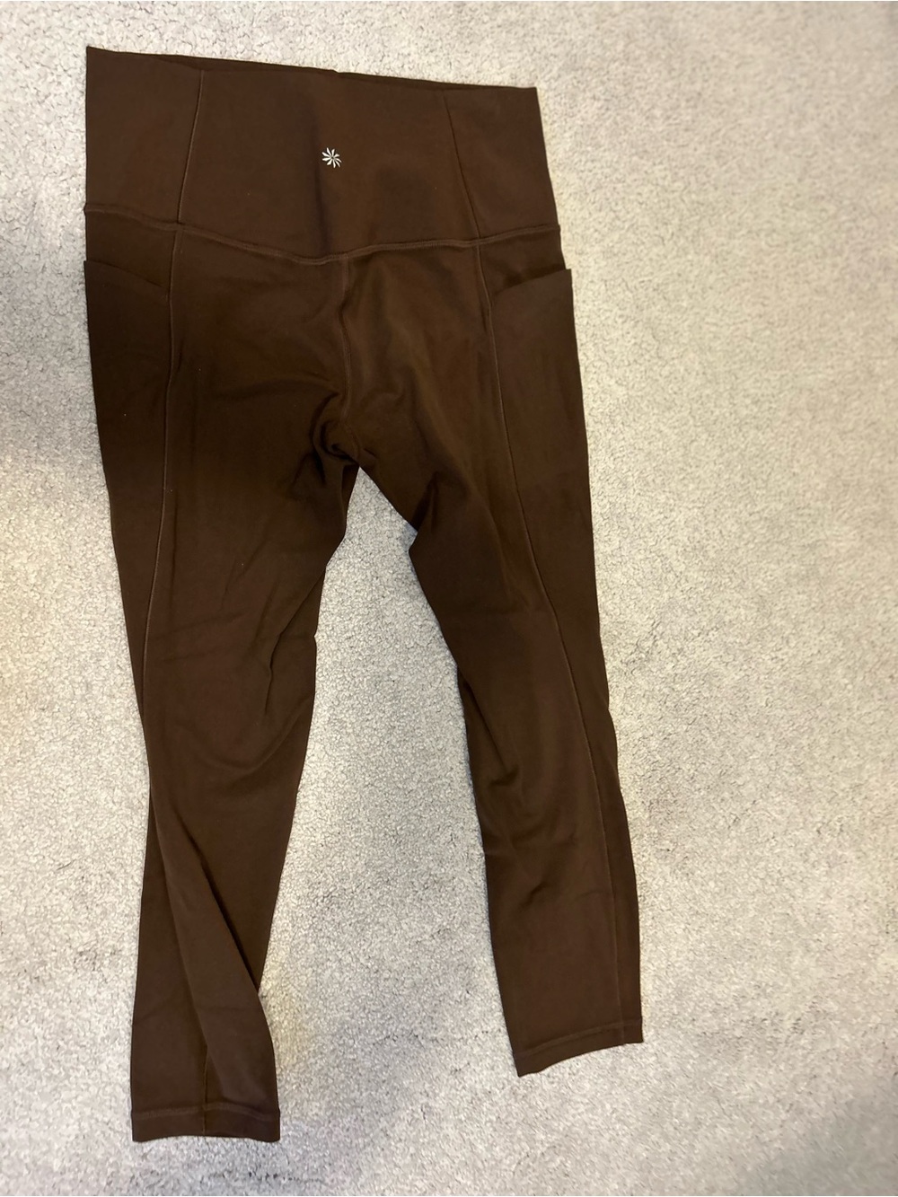 Athleta Salutation Stash Leggings 7/8 in Toasted Brown
